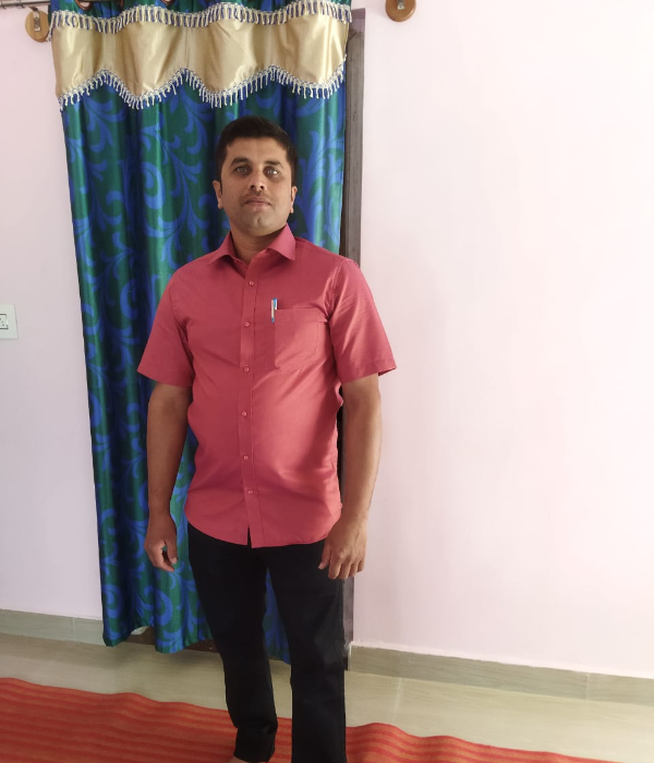 https://vokkaligas.com/v-vivah/v-images/female.png