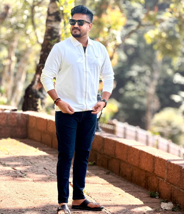 https://vokkaligas.com/v-vivah/v-images/female.png
