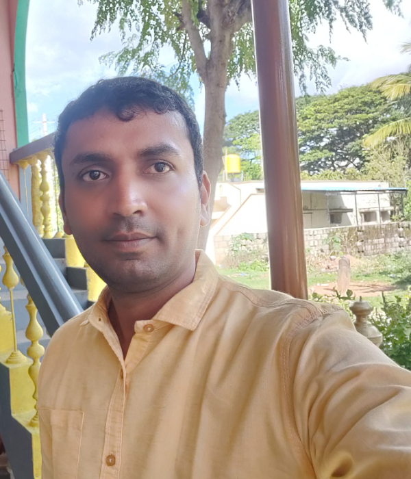 https://vokkaligas.com/v-vivah/v-images/female.png