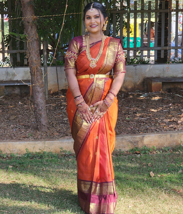 https://vokkaligas.com/v-vivah/v-images/female.png