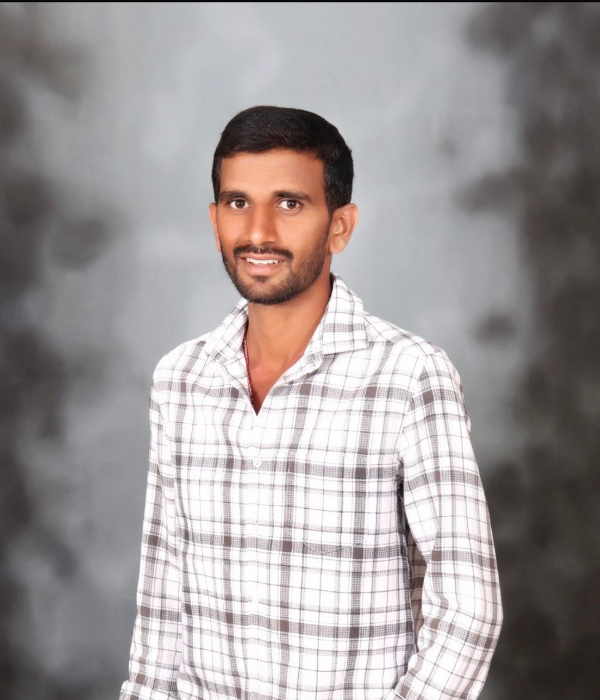 https://vokkaligas.com/v-vivah/v-images/female.png
