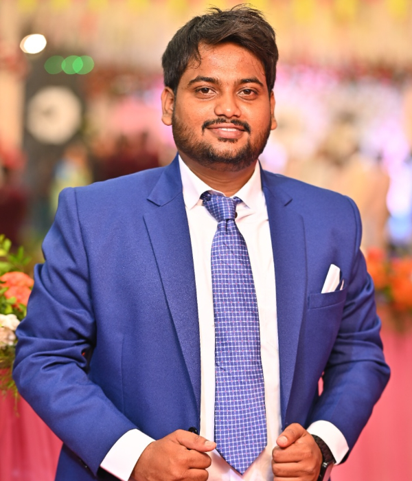 https://vokkaligas.com/v-vivah/v-images/female.png
