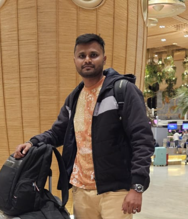 https://vokkaligas.com/v-vivah/v-images/female.png