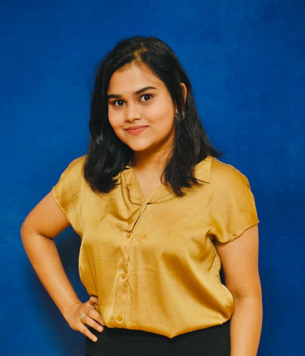 https://vokkaligas.com/v-vivah/v-images/female.png