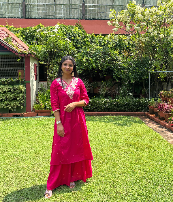 https://vokkaligas.com/v-vivah/v-images/female.png