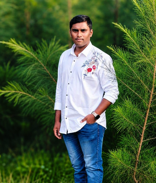 https://vokkaligas.com/v-vivah/v-images/female.png