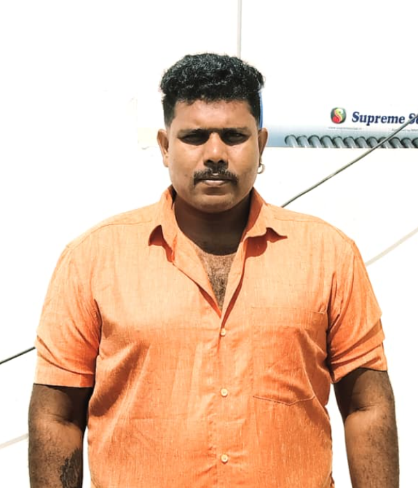 https://vokkaligas.com/v-vivah/v-images/female.png