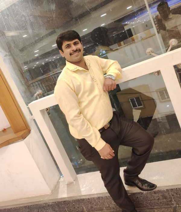 https://vokkaligas.com/v-vivah/v-images/female.png