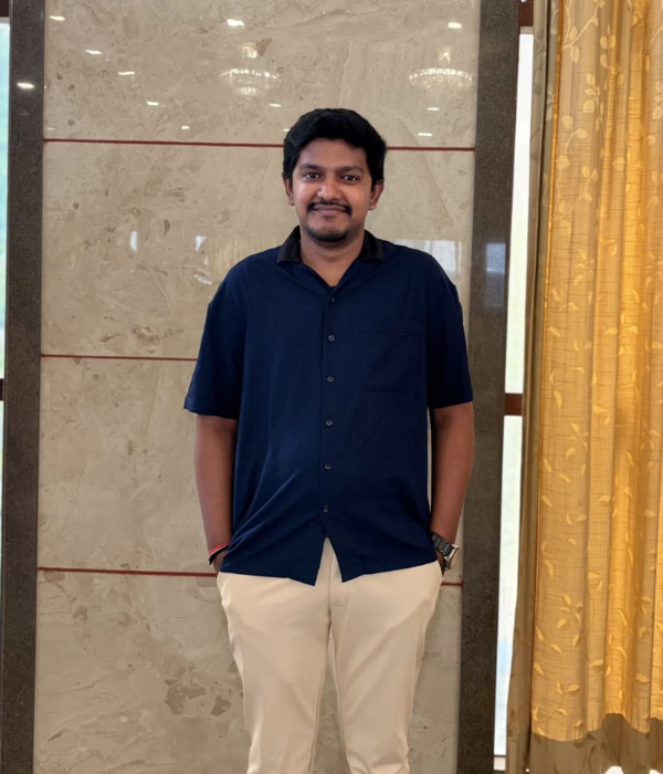 https://vokkaligas.com/v-vivah/v-images/female.png