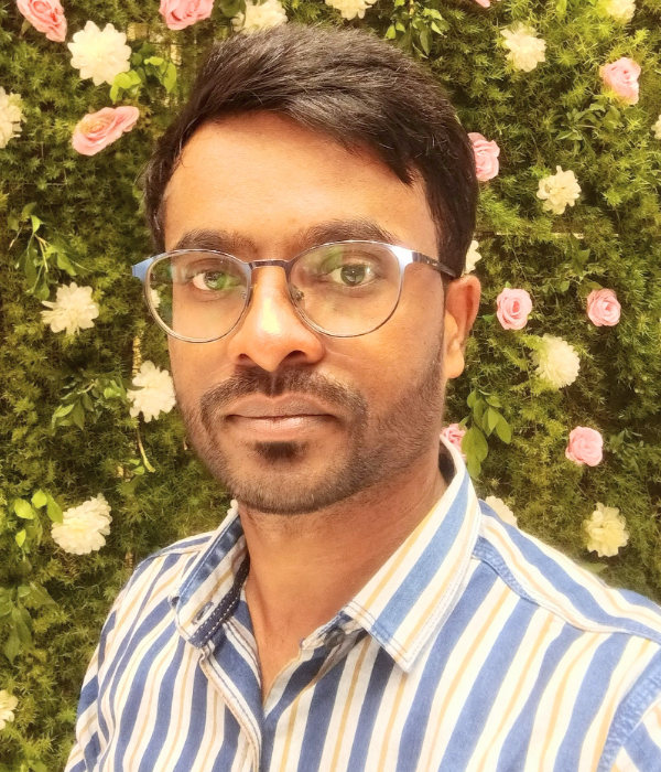 https://vokkaligas.com/v-vivah/v-images/female.png