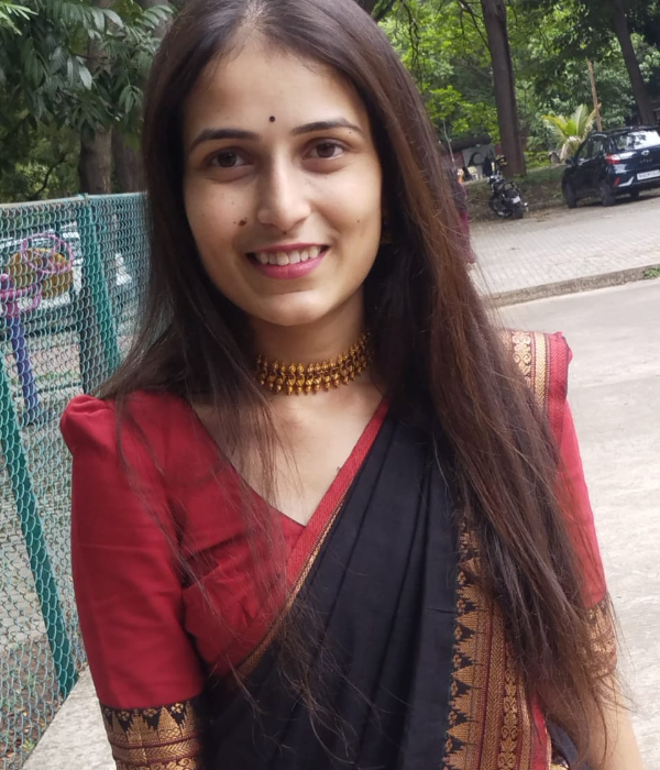 https://vokkaligas.com/v-vivah/v-images/female.png