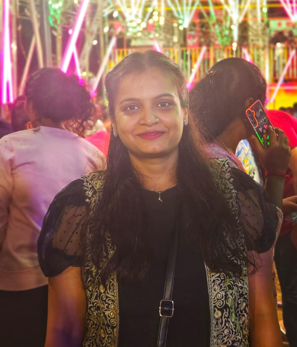https://vokkaligas.com/v-vivah/v-images/female.png