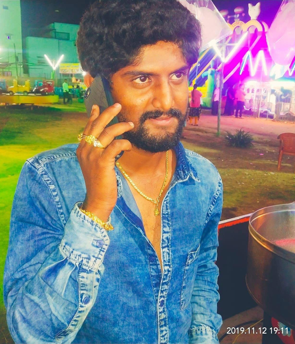 https://vokkaligas.com/v-vivah/v-images/female.png