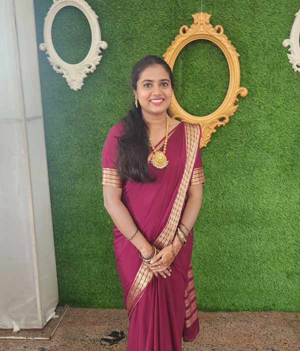 https://vokkaligas.com/v-vivah/v-images/female.png