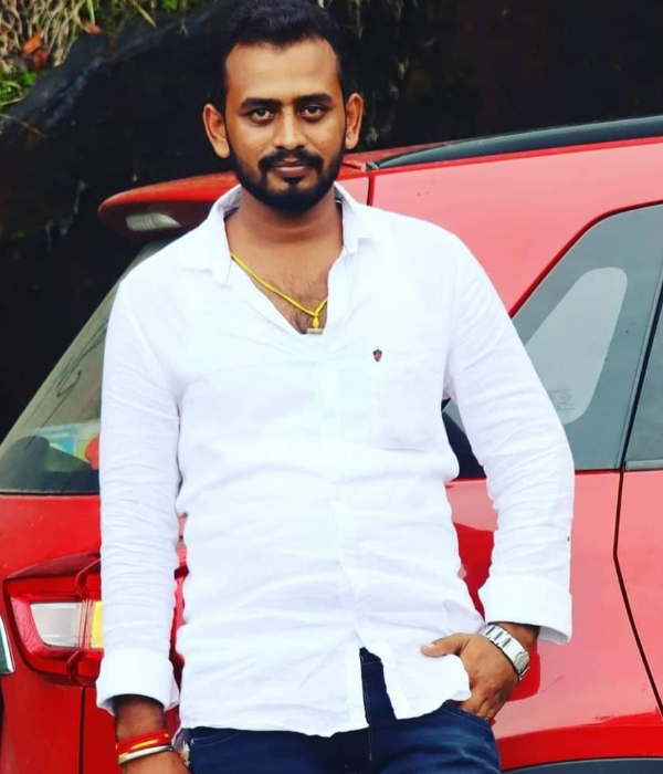 https://vokkaligas.com/v-vivah/v-images/female.png