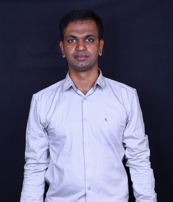 https://vokkaligas.com/v-vivah/v-images/female.png