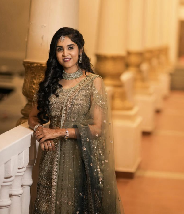 https://vokkaligas.com/v-vivah/v-images/female.png