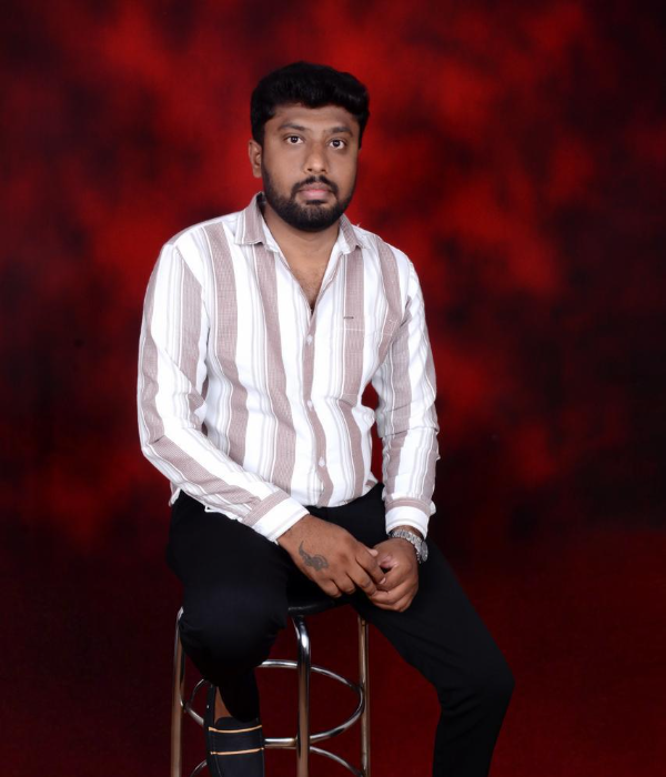 https://vokkaligas.com/v-vivah/v-images/female.png