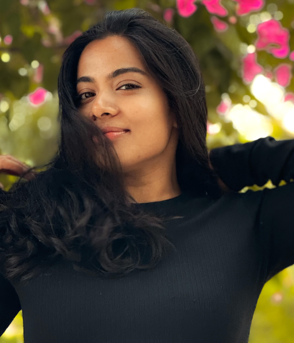 https://vokkaligas.com/v-vivah/v-images/female.png