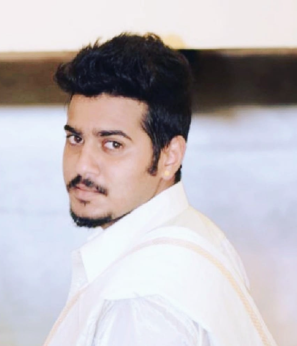 https://vokkaligas.com/v-vivah/v-images/female.png