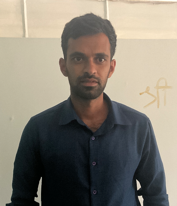 https://vokkaligas.com/v-vivah/v-images/female.png