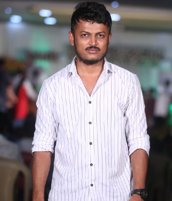https://vokkaligas.com/v-vivah/v-images/female.png